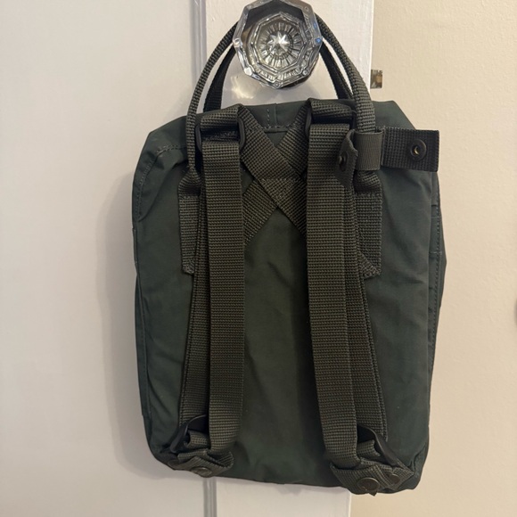 all grey kids backpack The North Face Youth Chuckwalla Daypack-Grey/Black Features a YKK zipper closure with a Nickel finish Fjallraven Knken Mini Backpack Kids